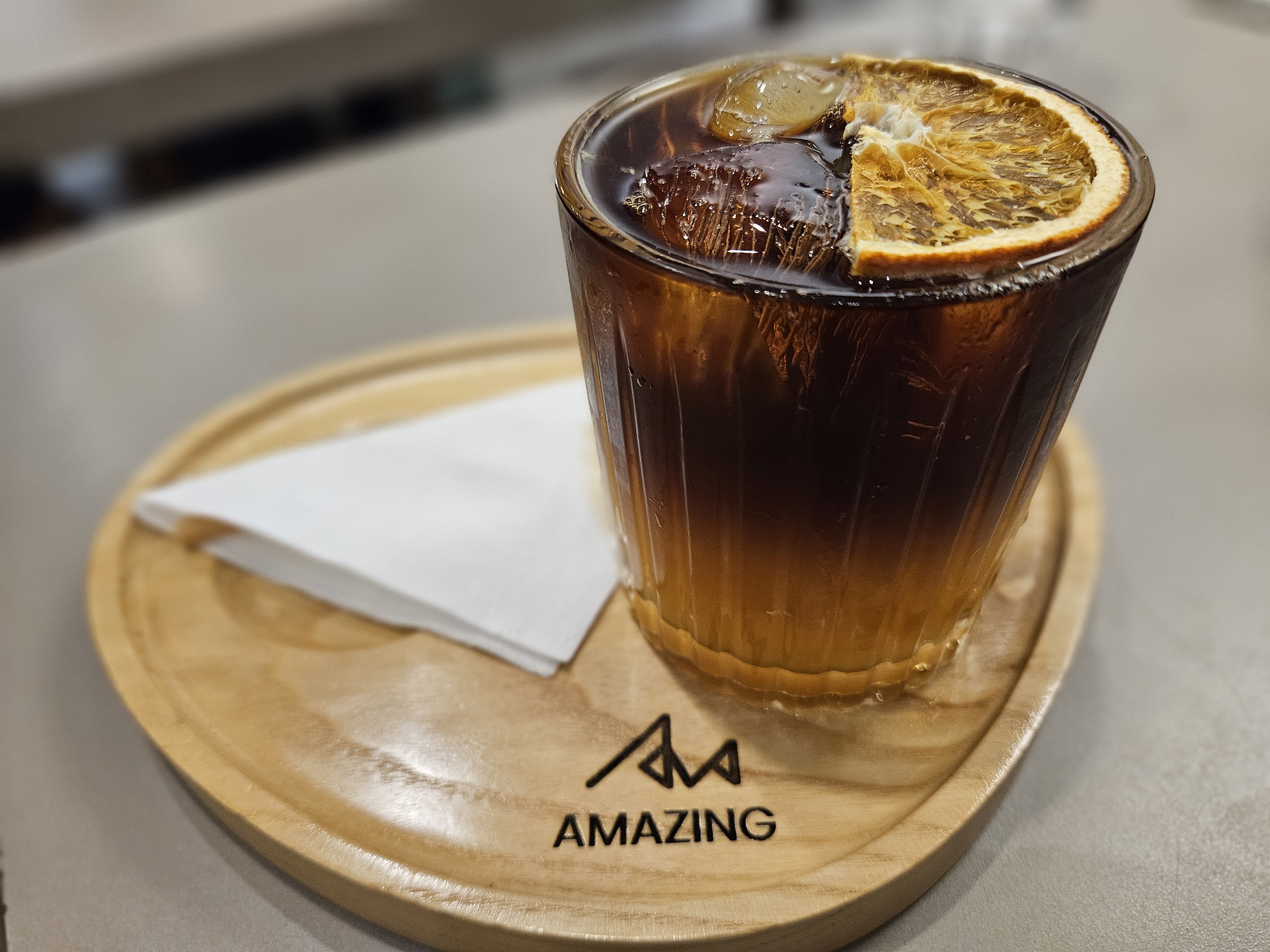 Espresso shot vừa được kéo trên máy pha